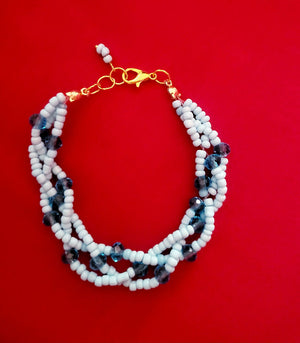 Beaded blue bracelet