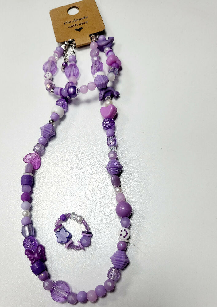 Mixed beaded necklace and bracelet