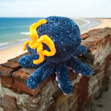 Toy octopuss crochet