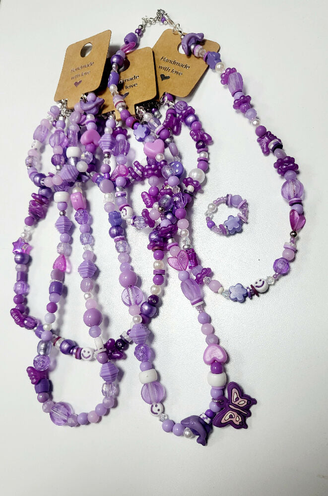 Mixed beaded necklace and bracelet