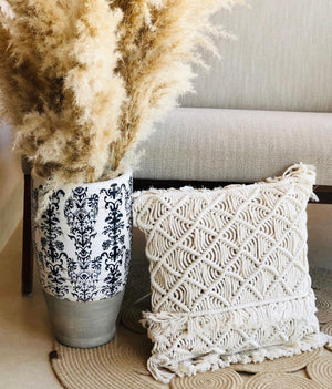 Macrame cushions with filling