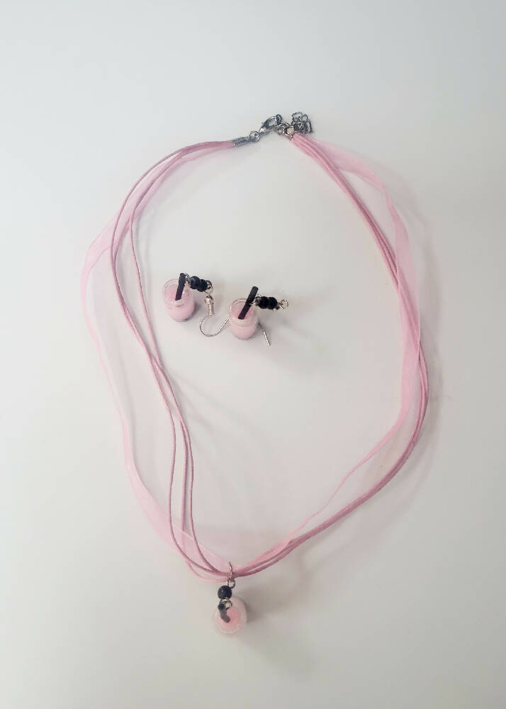 Neckalce and earrings Bubble tea