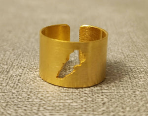 Ring with lebanon map