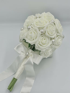 EF0639CE-21E5-46B9-B12B-F11573A41ECC