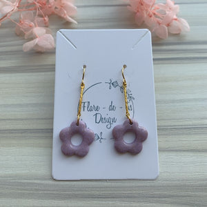 Daisy in purple-gold drop earrings
