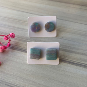 Studs in turquoise marble