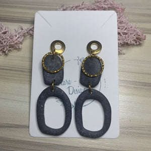 Viena in off black earrings