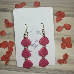 Petal in magenta earrings