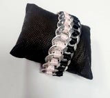 Soda tabs bracelet