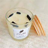 Whitepetals Scented Candle - Shay oud